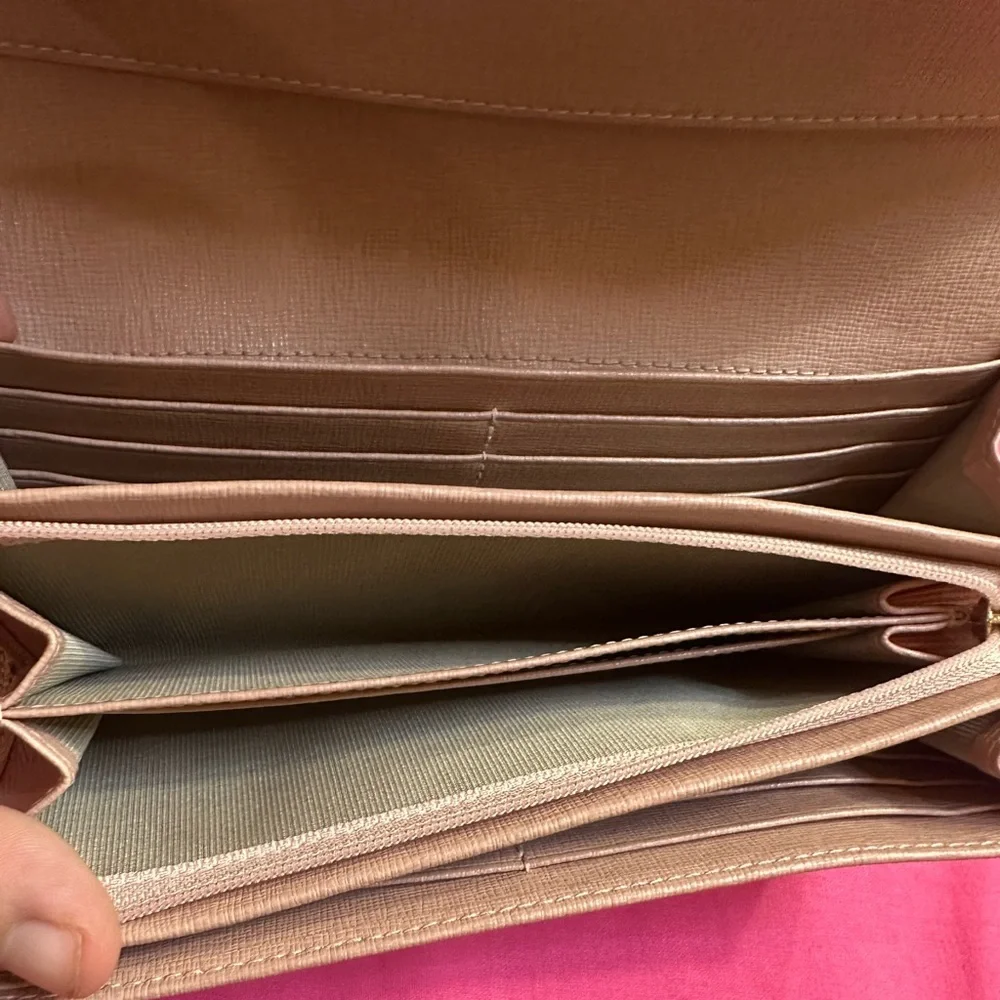 NWOT Furla Saffiano Leather Envelope Wallet